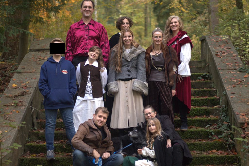 Crew auf dem Fotoshooting Südwestfriedhof Stahnsdorf